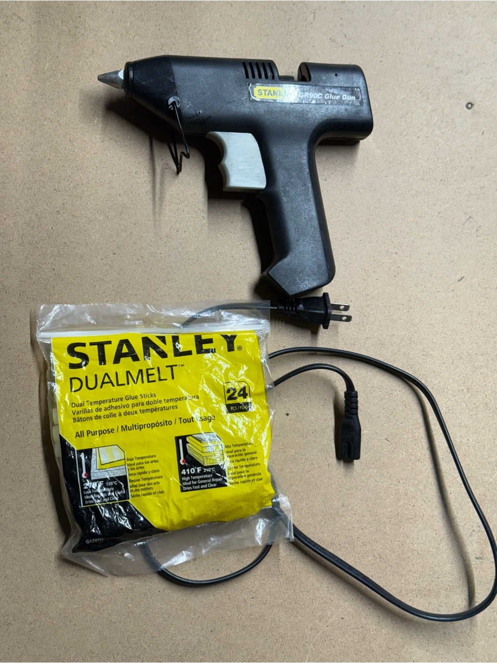 Stanley XL Pro Glue Gun (with glue sticks included)